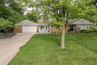 4760 N 149th St, Brookfield, WI 53005