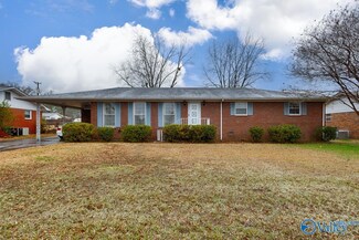 1121 Betty St SW, Decatur, AL 35601