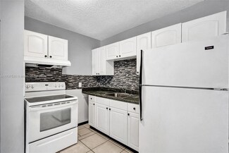 5316 NW 24th Ct Unit 80, Lauderhill, FL 33313