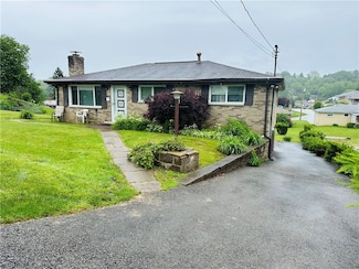 1026 Jefferson Ave, Jeannette, PA 15644