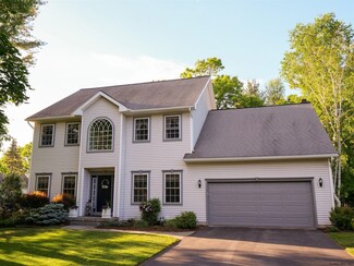 105 Stockbridge Ct, Ballston Spa, NY 12020
