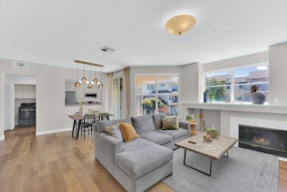 401 Baltic Cir Unit 411, Redwood City, CA 94065