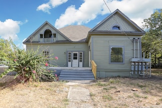 2004 Monterey St, San Antonio, TX 78207