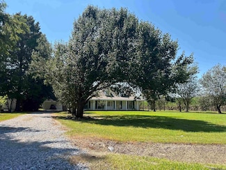 12492 Bayou Fordoche Rd, Morganza, LA 70759