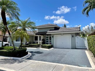 15931 SW 42nd Terrace, Miami, FL 33185