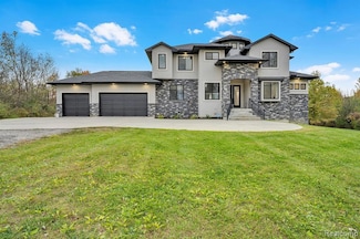 7221 Bristol Rd, Swartz Creek, MI 48473