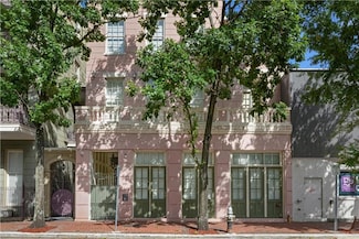828 St Charles Ave Unit 2, New Orleans, LA 70130