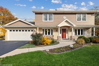 8637 Brookridge Rd, Downers Grove, IL 60516