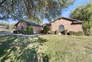 6208 S Ridge Rd, Fort Worth, TX 76135
