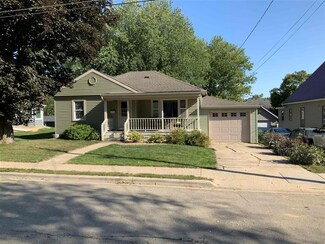 455 Jefferson St, Platteville, WI 53818