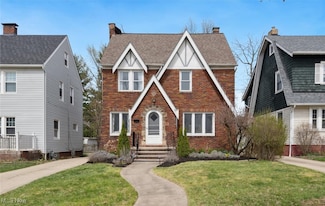 3569 Silsby Rd, Cleveland, OH 44118