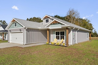 6 Coweta Rd, Cantonment, FL 32533