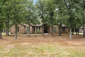 144 Eagle Dr, Lipan, TX 76462