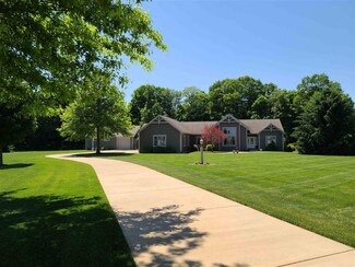10404 S Black Locust Ct, Brookston, IN 47923
