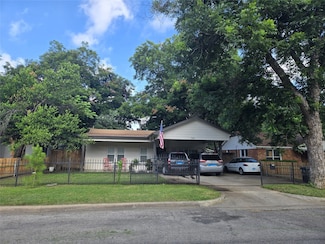 729 Lynda Dr, River Oaks, TX 76114
