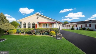 343 Countryside Cir, New Hope, PA 18938