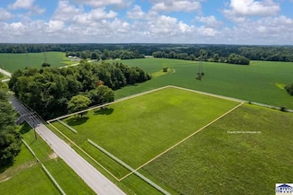 4127 E Moyer Dr, Terre Haute, IN 47802