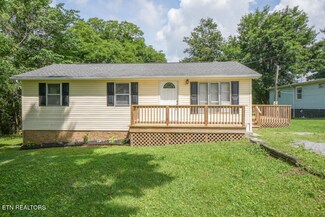 1803 Brook Ave, Maryville, TN 37801
