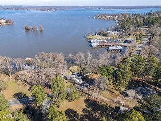 7054 S Lakeshore Dr, Shreveport, LA 71119