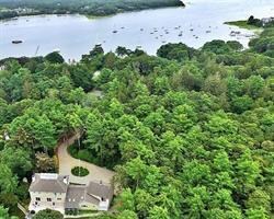 608 Old Post Rd, Cotuit, MA 02635
