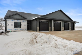 124 Bella Rose Dr, Spearfish, SD 57783