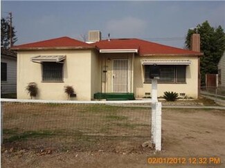 2504 Niles St, Bakersfield, CA 93306