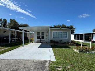 1719 Pye Dr, Sebring, FL 33870