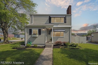 1972 Theodore St, Trenton, MI 48183