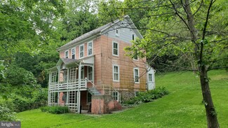 4 Argyle Ave, Glen Rock, PA 17327
