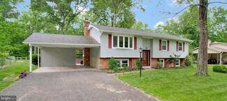 4166 Gateway Blvd, White Plains, MD 20695