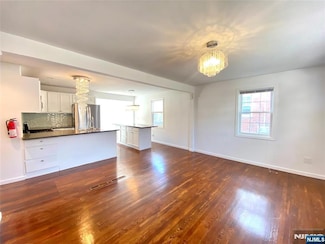 304 Shaler Blvd Unit 1, Ridgefield, NJ 07657