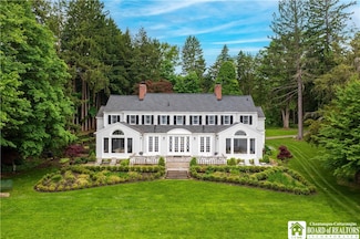 4072 W Lake Rd, Mayville, NY 14757
