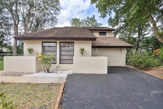 4051 SW 84th Terrace, Davie, FL 33328