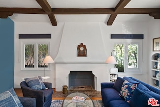 10365 Ilona Ave, Los Angeles, CA 90064