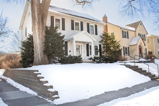 1822 Stanford Ave, Saint Paul, MN 55105
