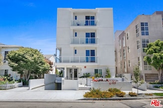 834 S Shenandoah St Unit 102, Los Angeles, CA 90035