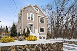 14 Fisher Ave, Swampscott, MA 01907