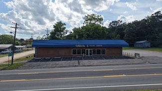 5588 Us-71, Cove, AR 71937