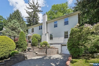 43 Lawrence Pkwy, Tenafly, NJ 07670