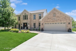 33 Citation Cir, Wheaton, IL 60189