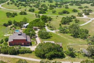 2401 W Fitzhugh Rd, Dripping Springs, TX 78620