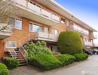3203 NW 64th St Unit 9, Seattle, WA 98107