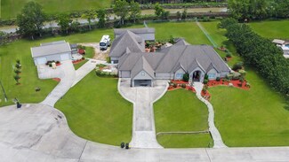 14650 Broken Arrow Rd, Santa Fe, TX 77517