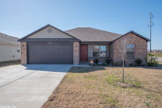 12400 Wahoo Dr, North Little Rock, AR 72117