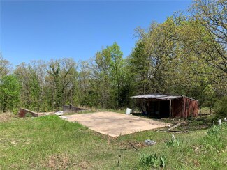 1809 Hwy D, Bland, MO 65014