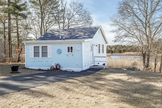 1 Ladd Ave, Wareham, MA 02571