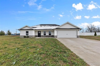 148 Ridge Rd, Oak Ridge, MO 63769