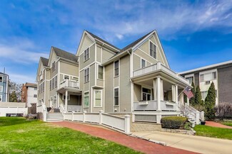115 Clinton Ave Unit D, Oak Park, IL 60302
