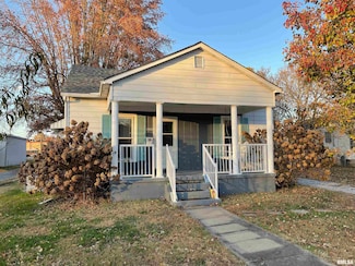 1202 E Parham St, Marion, IL 62959