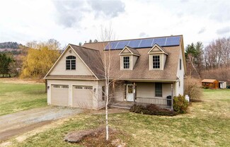 83 Wheeler Ln, Richmond, VT 05477